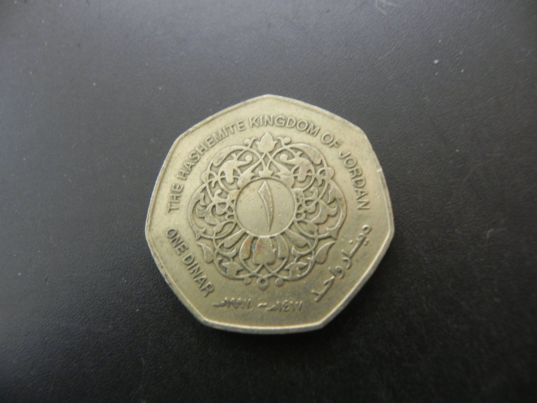 Tutti le monete: Jordanien 1 Dinar 1997 – Usato da Biel/Bienne venduto da Gogolozi