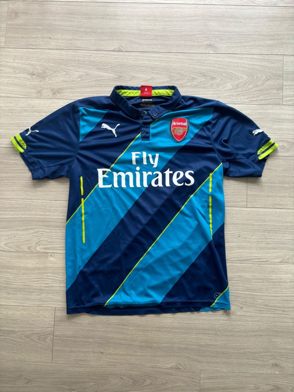 Canottiere & Pantaloni: 2014-15 Arsenal Third Shirt - (M) – Usato da Cadenazzo venduto da fab_2wkm