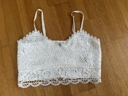 Sommerliches Spitzen Top von ONLY, Grösse L, neuwertig