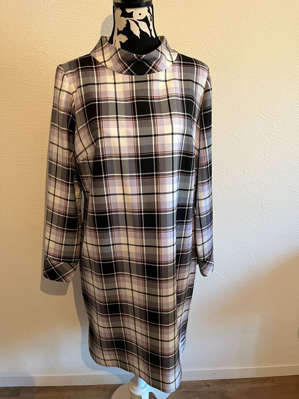 Kleider: Kleid in Gr. 42, NP 109.- – Neu und originalverpackt aus Interlaken von Jasmin_Flower
