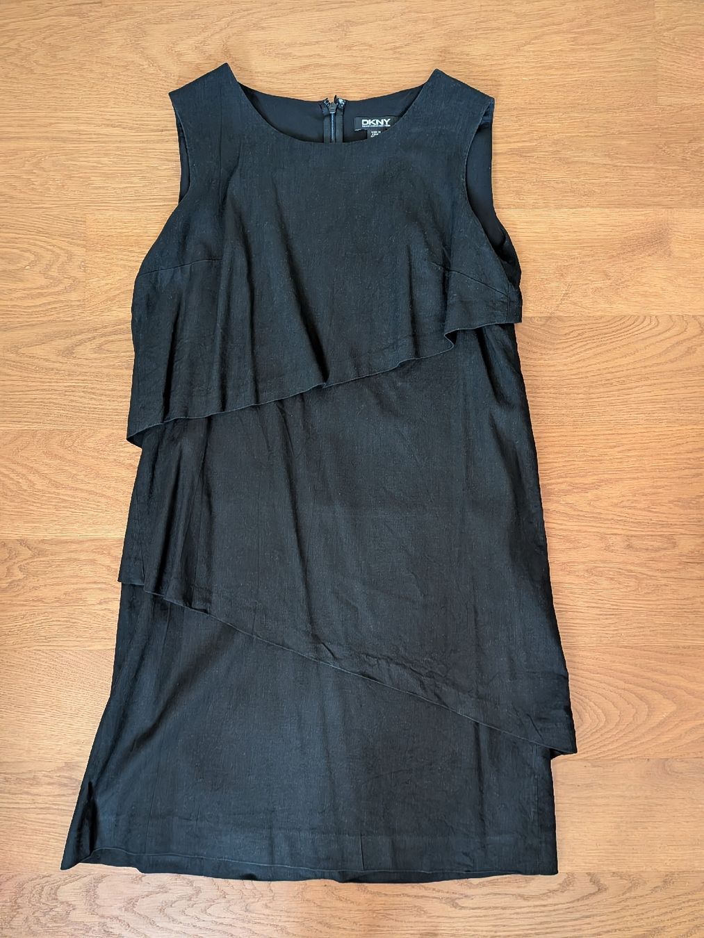 DKNY Kleider: DKNY Kleid Grösse 4 – Gebraucht aus Küssnacht am Rigi von schweizerrose