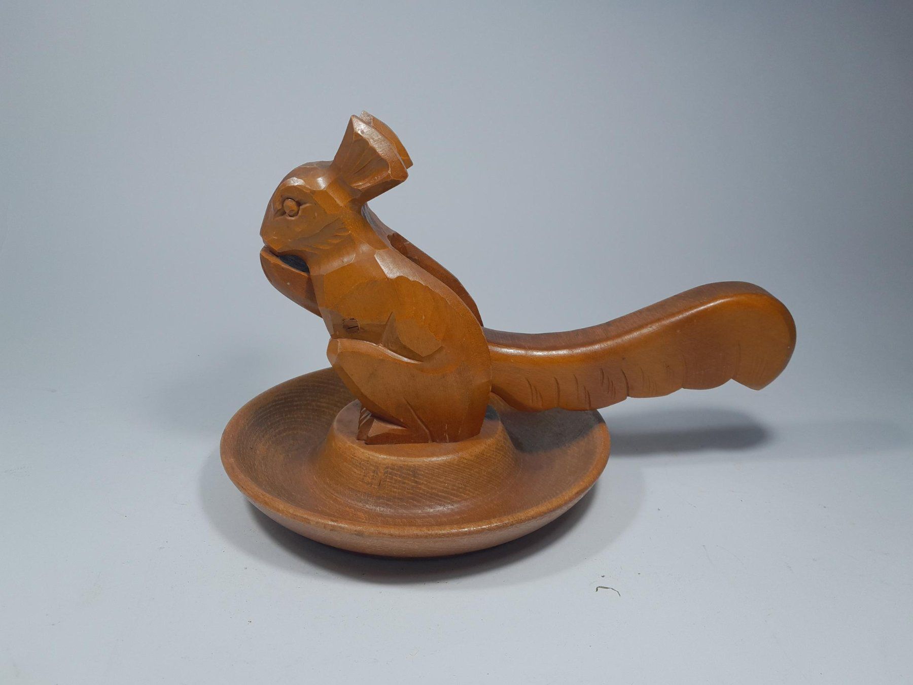Elettrodomestici da cucina: Vintage Eichörnchen Holz Nussknacker - Kult! – Usato da Männedorf venduto da Bel-view 2