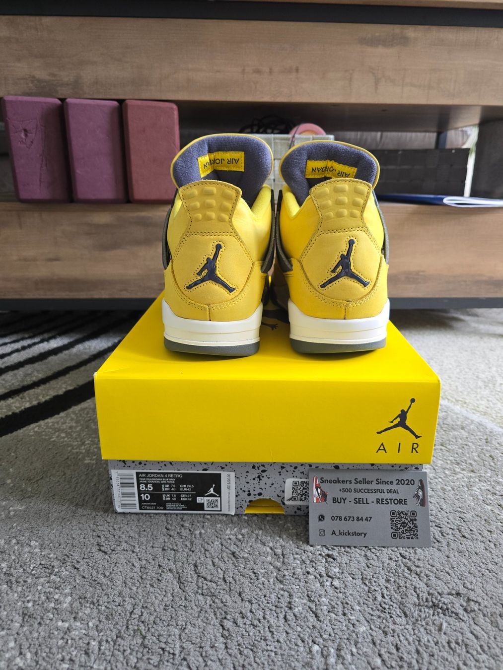 Scarpe da uomo: Jordan 4 Retro lightning – Usato da Bôle venduto da A_Kickstory 4