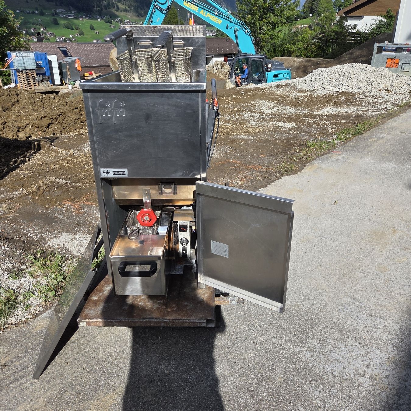 Elettrodomestici da cucina: Gas Fritture – Usato da Unterwasser venduto da guido90 1
