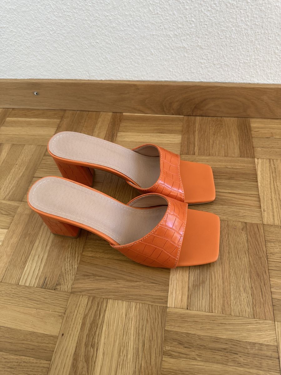 Bershka Damenschuhe: Bershka High Heels Gr.39 – Neu (gemäss Beschreibung) aus Winterthur von nic_r7kj 1