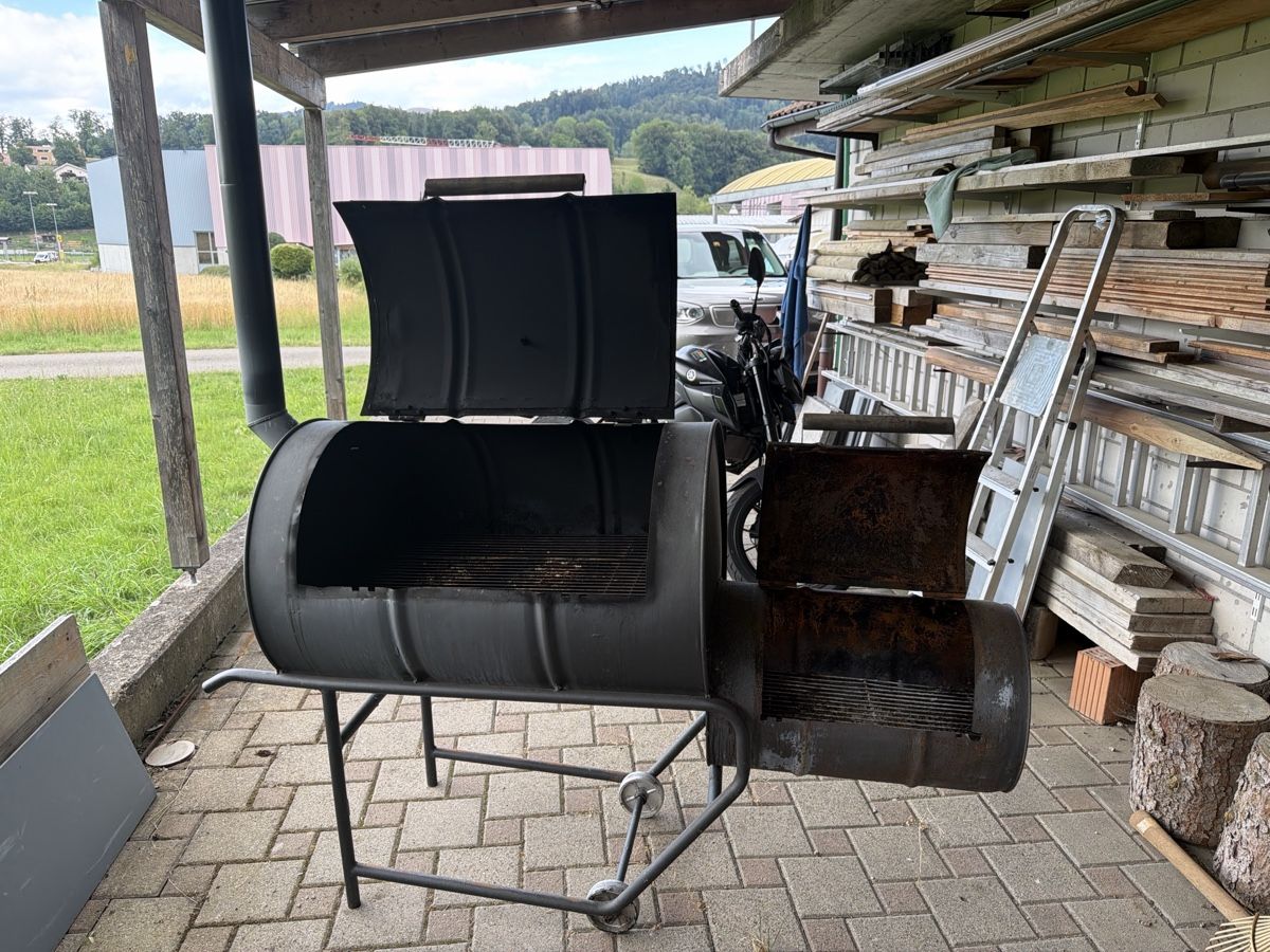 Griglie: Smoker - Eigenbau – Usato da Laupen ZH venduto da Santagna