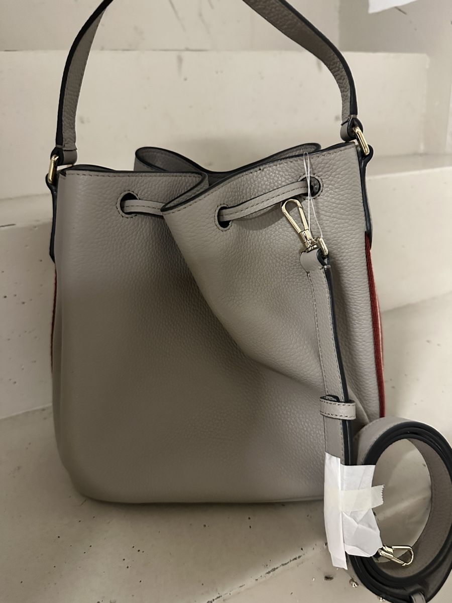 Bally Borse da donna: Bally bag – Nuovo (secondo la descrizione) da Niederlenz venduto da bul_m9x7 3