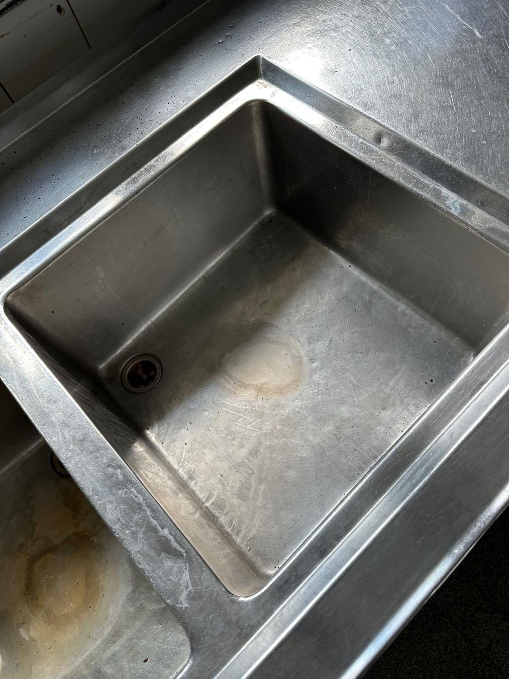 Spülbecken & Waschbecken: Gastro Spühltisch – Gebraucht aus Spreitenbach von Space_X 4