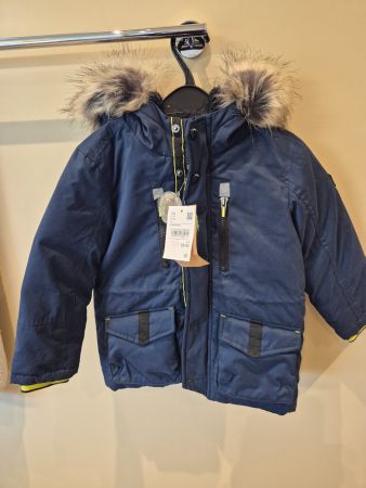 Winterjacke C&A blau mit Kapuze Grösse 104  neu