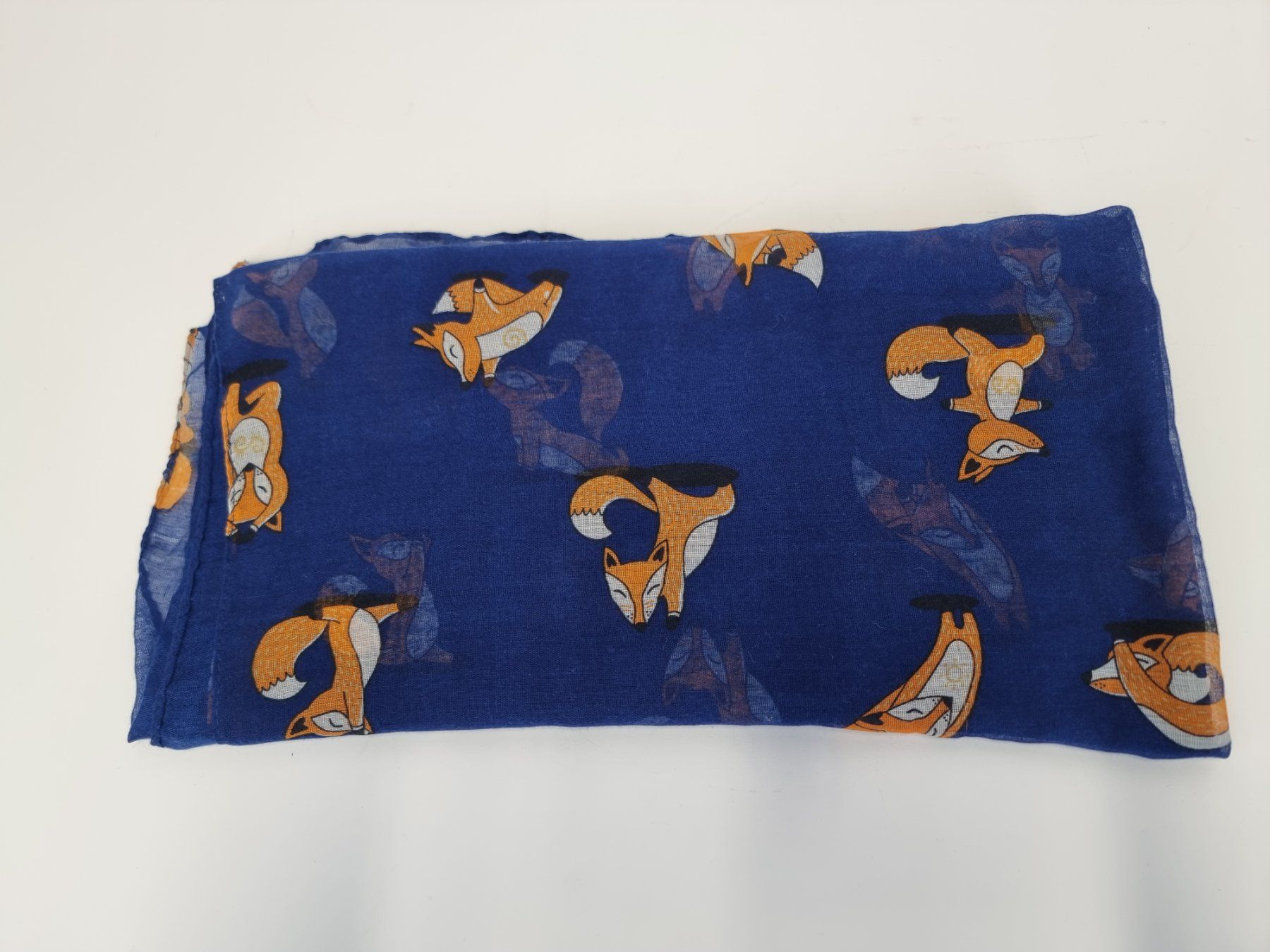 Foulard & Sciarpe: Blauer Schal mit Füchse – Usato da Urtenen-Schönbühl venduto da Restwert_Schoenbuehl 1