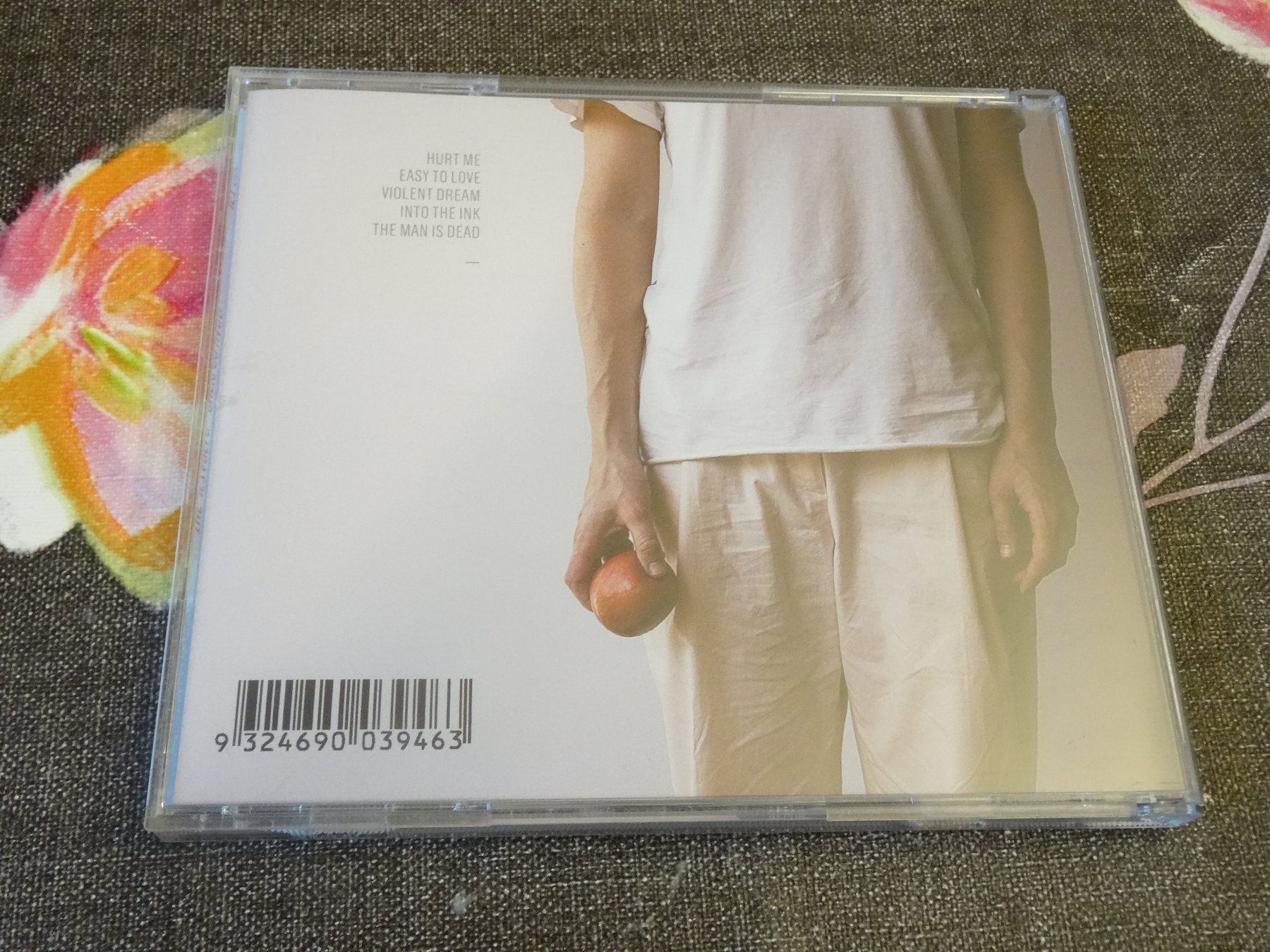 CD: The Jezabels - She's so hard CD – Usato da Olten venduto da Disc-Ausverkauf 1