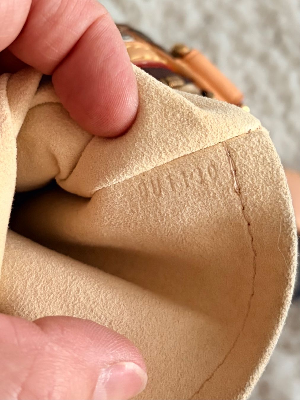 Louis Vuitton Sacs femmes: Louis Vuitton Eden Speedy 30 Argent – D'occasion à Wädenswil par quattromic 9