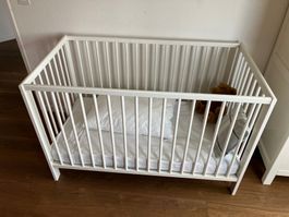 Baby-Bett