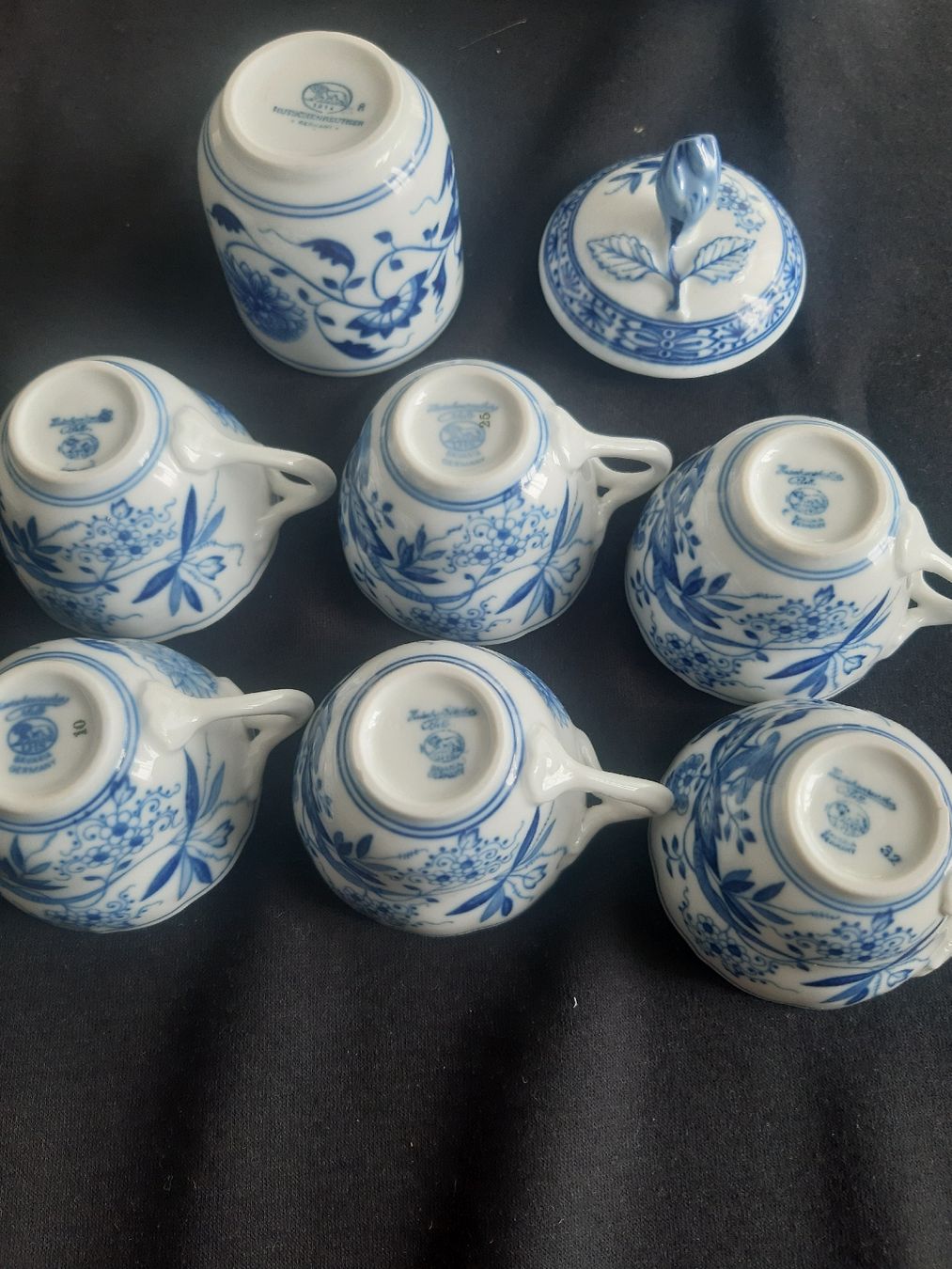 Hutschenreuther Set di piatti: Hutschenreuther espresso-Service. – Nuovo (secondo la descrizione) da Schattdorf venduto da epp_db95 5