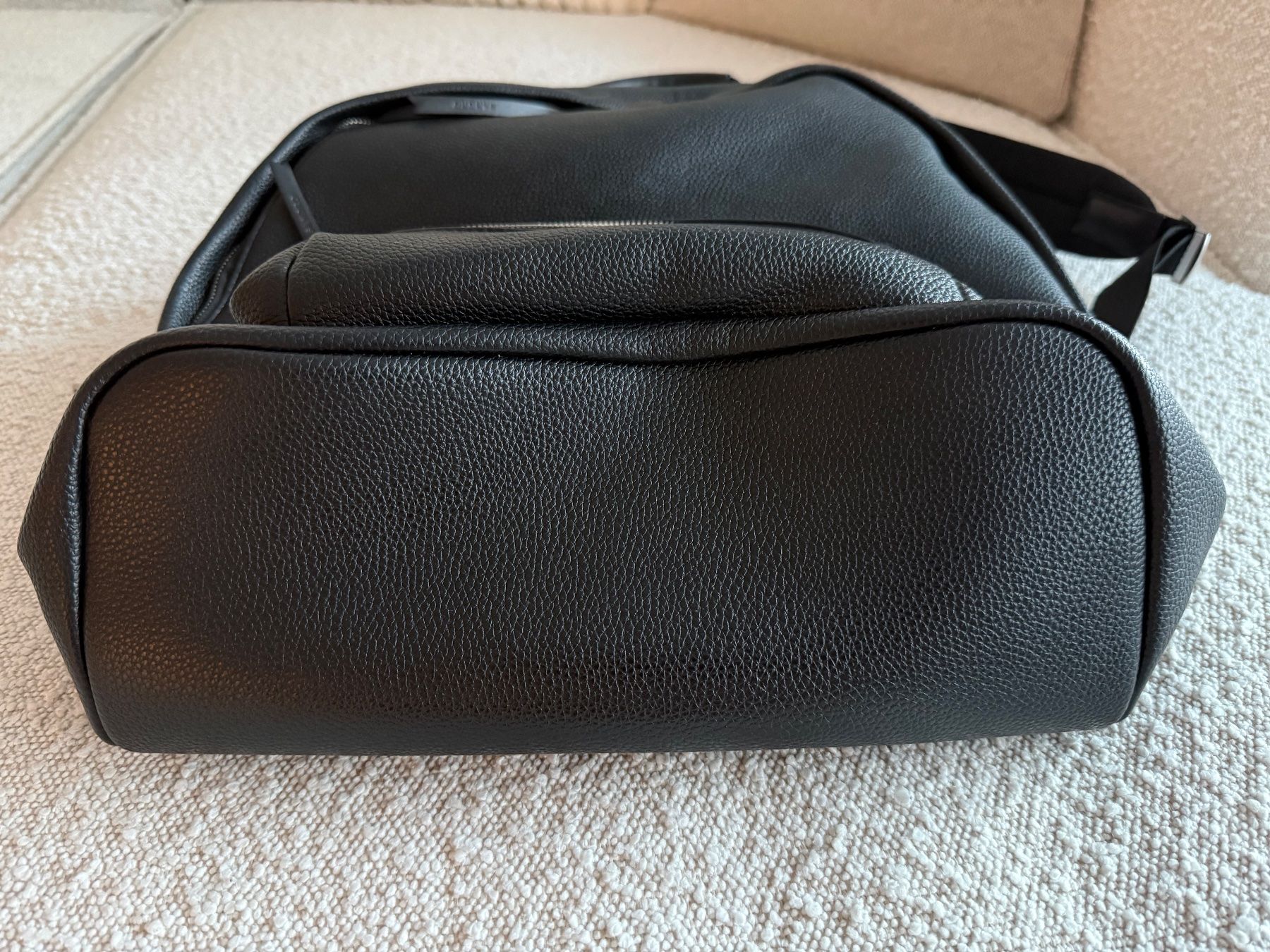 Sandro Zaini: Sandro Rucksack schwarz – Usato da Winterthur venduto da Louvre91 3