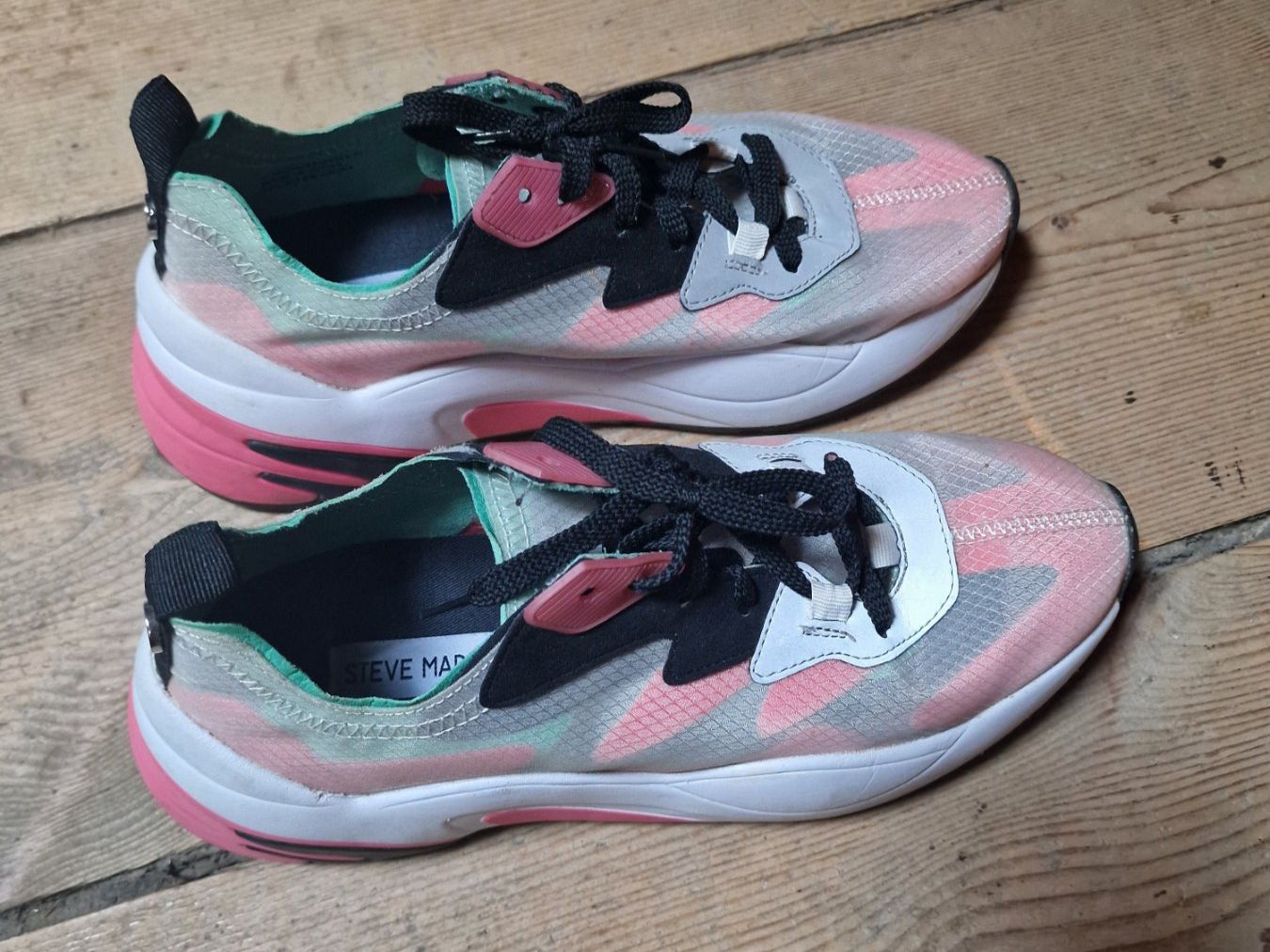 Steve Madden Scarpe da donna: Steve Madden Sneaker Damen G 40 – Usato da Oberuzwil venduto da ftaki
