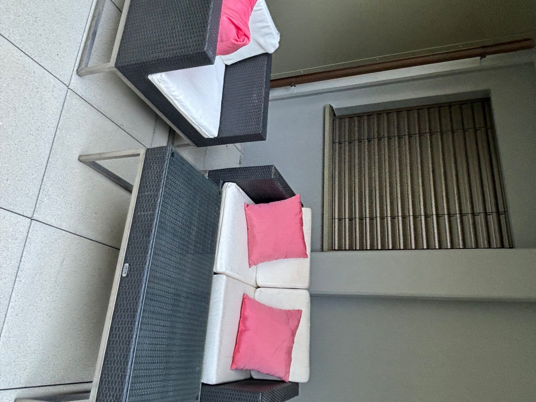 Sedie: patio set: Great for summer gatherings! – Usato da Basel venduto da myl_f7jx 1