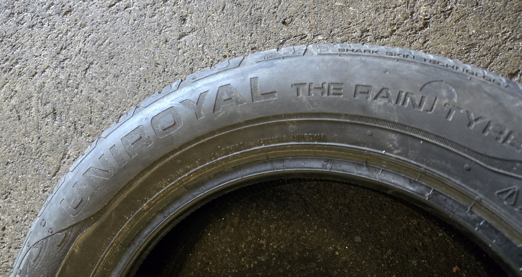 Uniroyal Pneumatici & Ruote complete: 2 Stück 165/70R14 81T – Usato da Rickenbach SZ venduto da Adi_1 6
