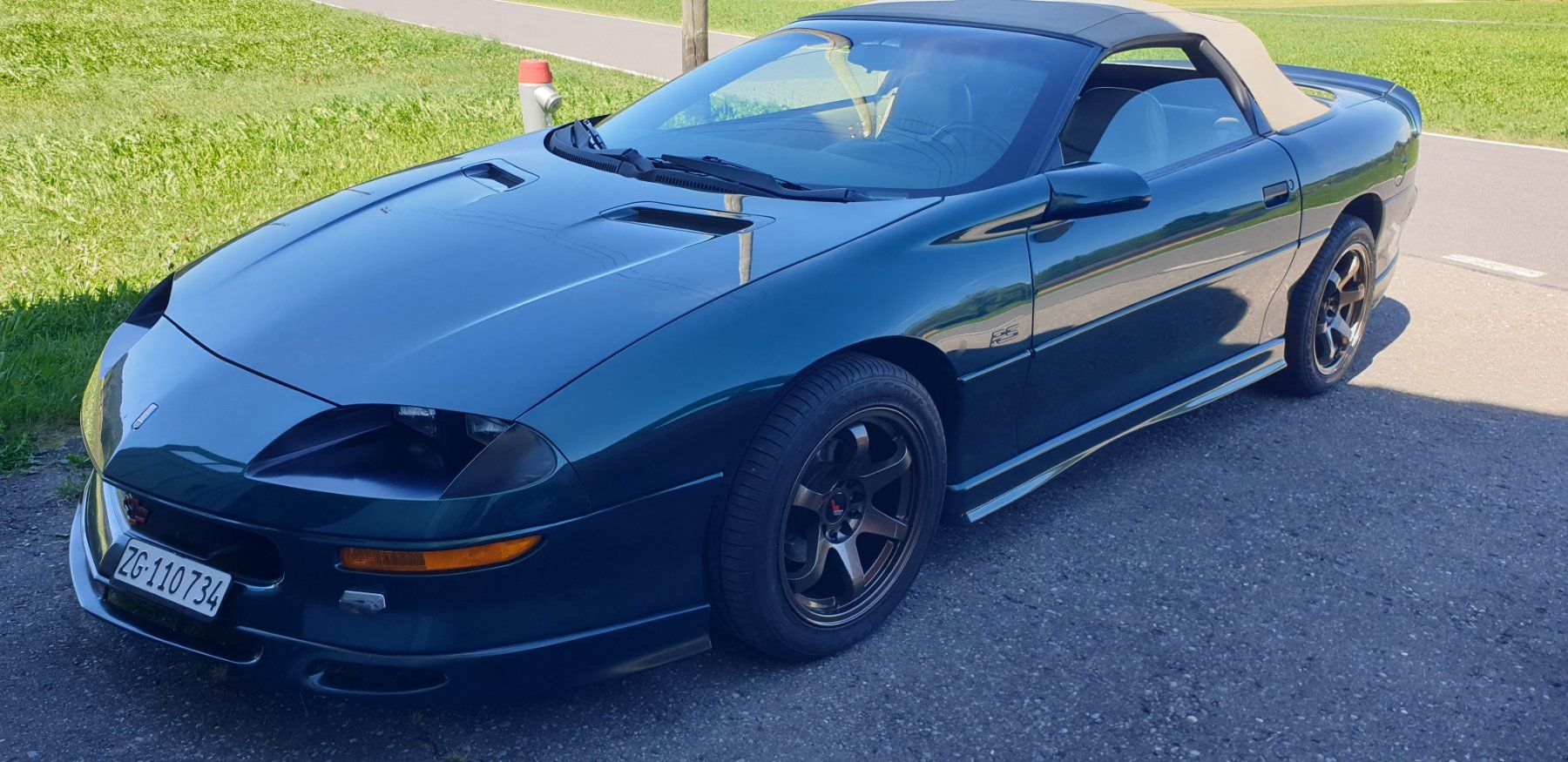 Chevrolet Autos: CHEVROLET CAMARO RS – Gebraucht aus unterägeri von Beybe