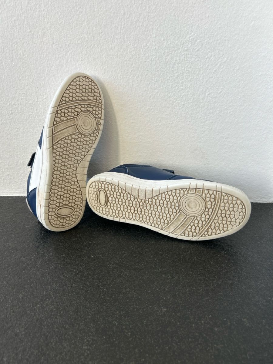 Scarpe per ragazzi: Sneaker weiss blau Gr. 34 – Usato da Illighausen venduto da Schneckli01 2