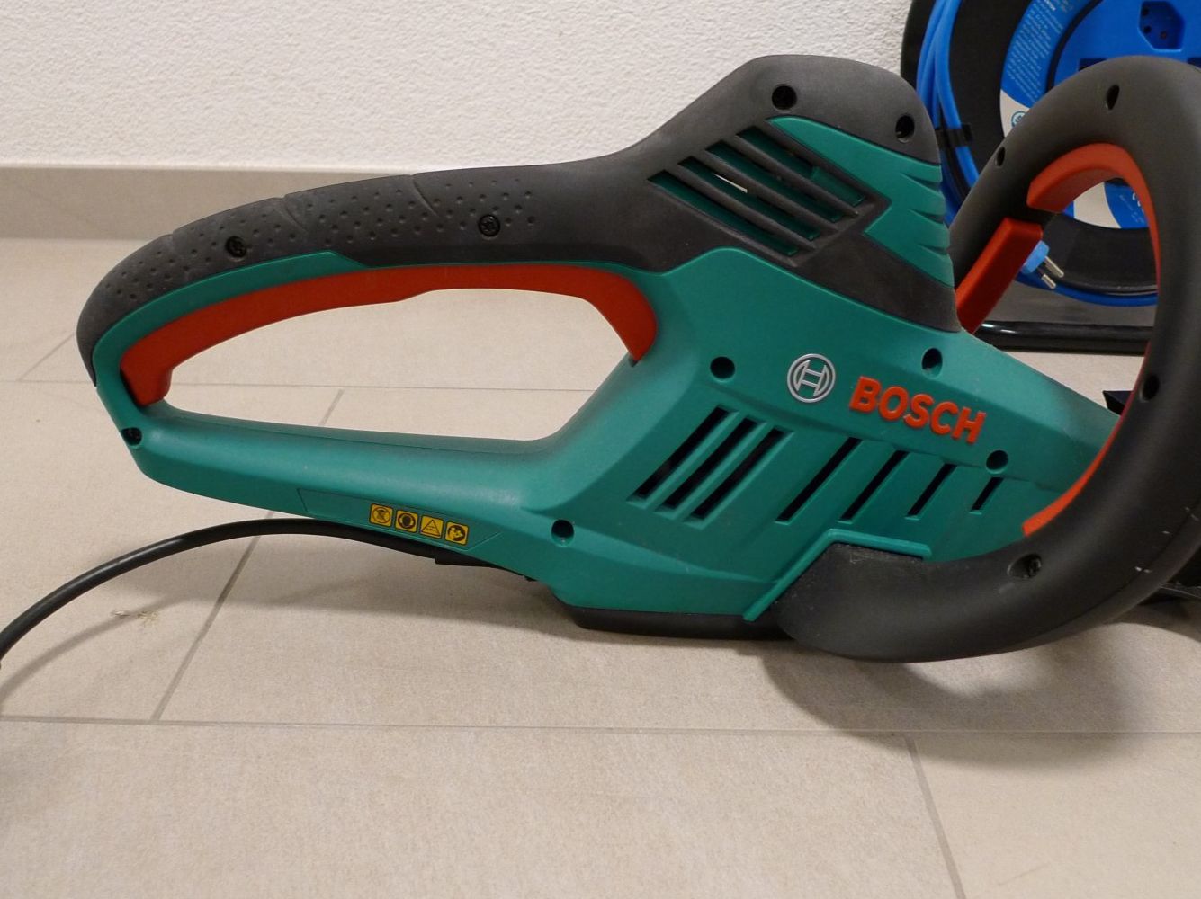 Bosch Alle Werkzeuge: Bosch Heckenschere – Gebraucht aus Wil SG von froschbiss