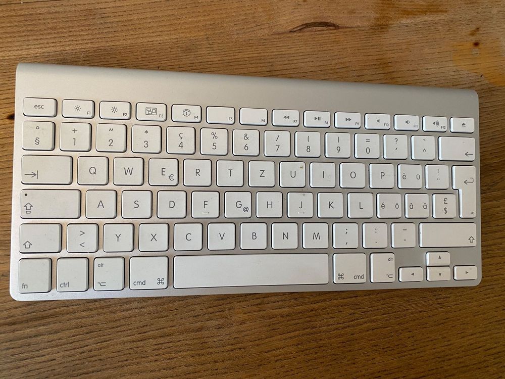 Apple Magic Keyboard A1314 - CH-DE Layout (Neu (gemäss Beschreibung ...