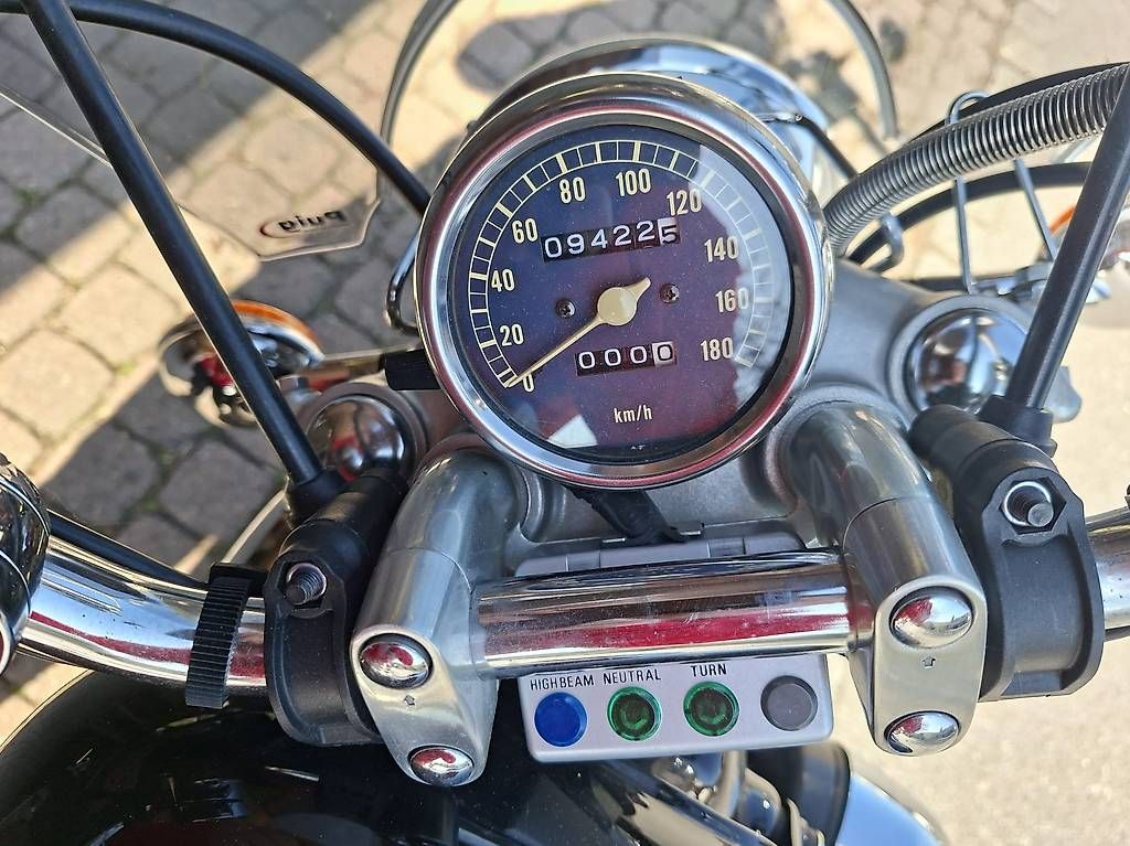 Autos: Wunderschöner Oldtimer – Gebraucht aus Enggistein von P-iwertowski 1