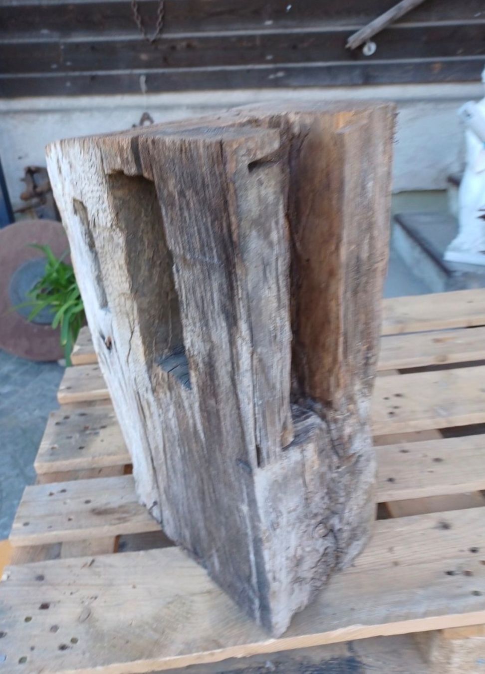 Articoli in legno: Alter Eichenbalken – Usato da Breitenbach venduto da kaufmann-j 1