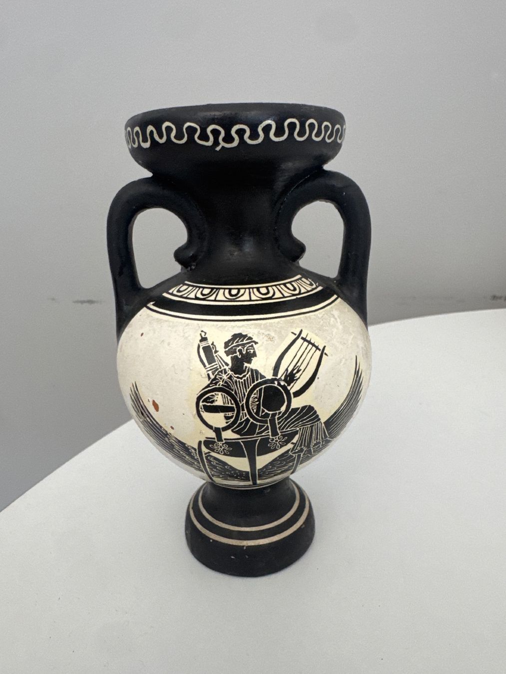 Vasen & Gefässe: antike griechische Amphore Vase – Gebraucht aus Dietlikon von HighspeedUmzug