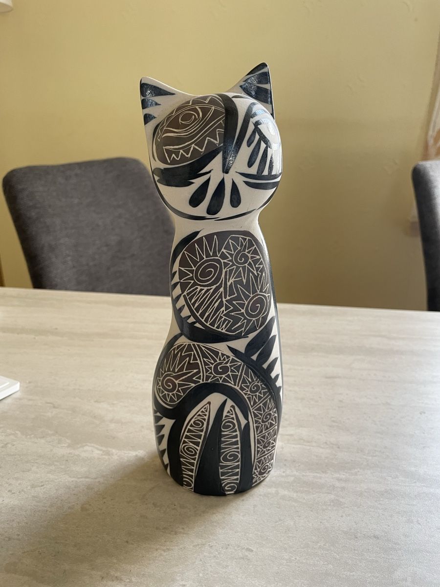 Figuren: Katze aus Keramik Otero Regal – Gebraucht aus Flawil von Naphtali 1