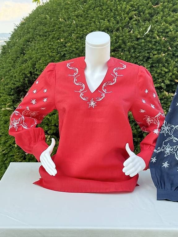 Chemisiers: Damen Leinenbluse Edelweiss Rot – D'occasion à Thalwil par han_2b8c