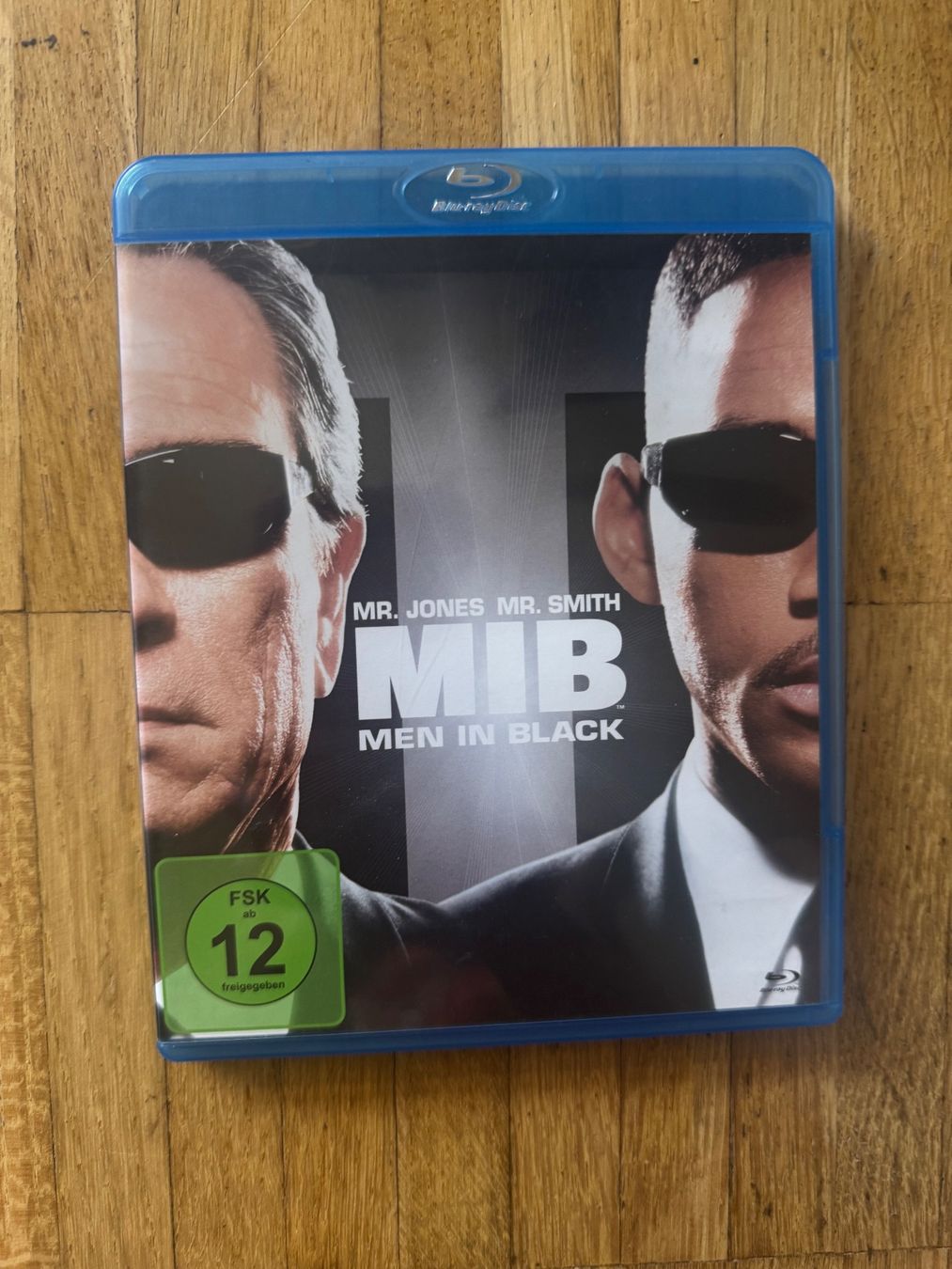 Tutti i DVDs: MEN IN BLACK. (BLU-RAY) – Usato da Basel venduto da san_2qlq