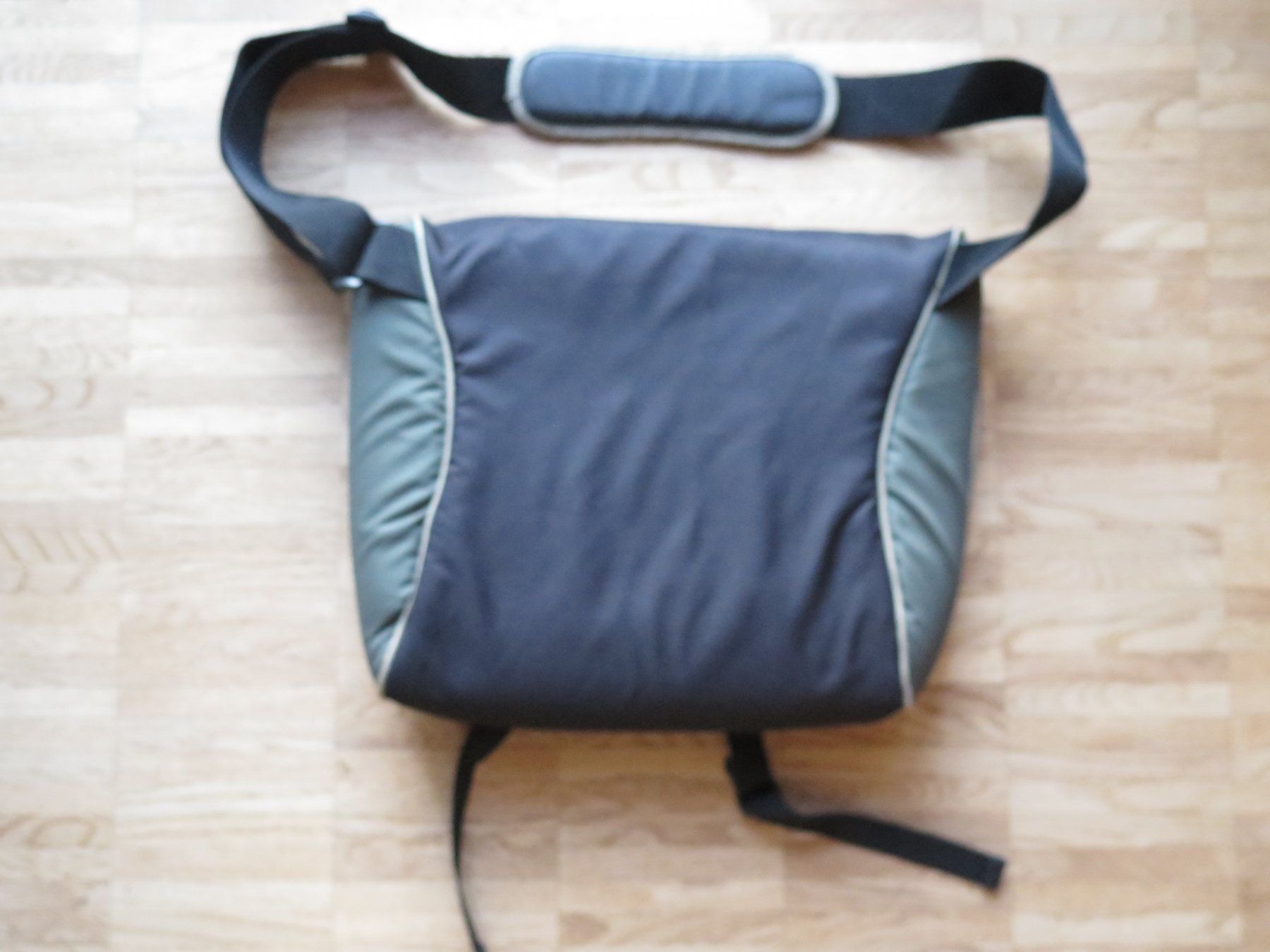 Taschen: Laptop Tasche Maxdata – Gebraucht aus Zwingen von Tigertimmi 1