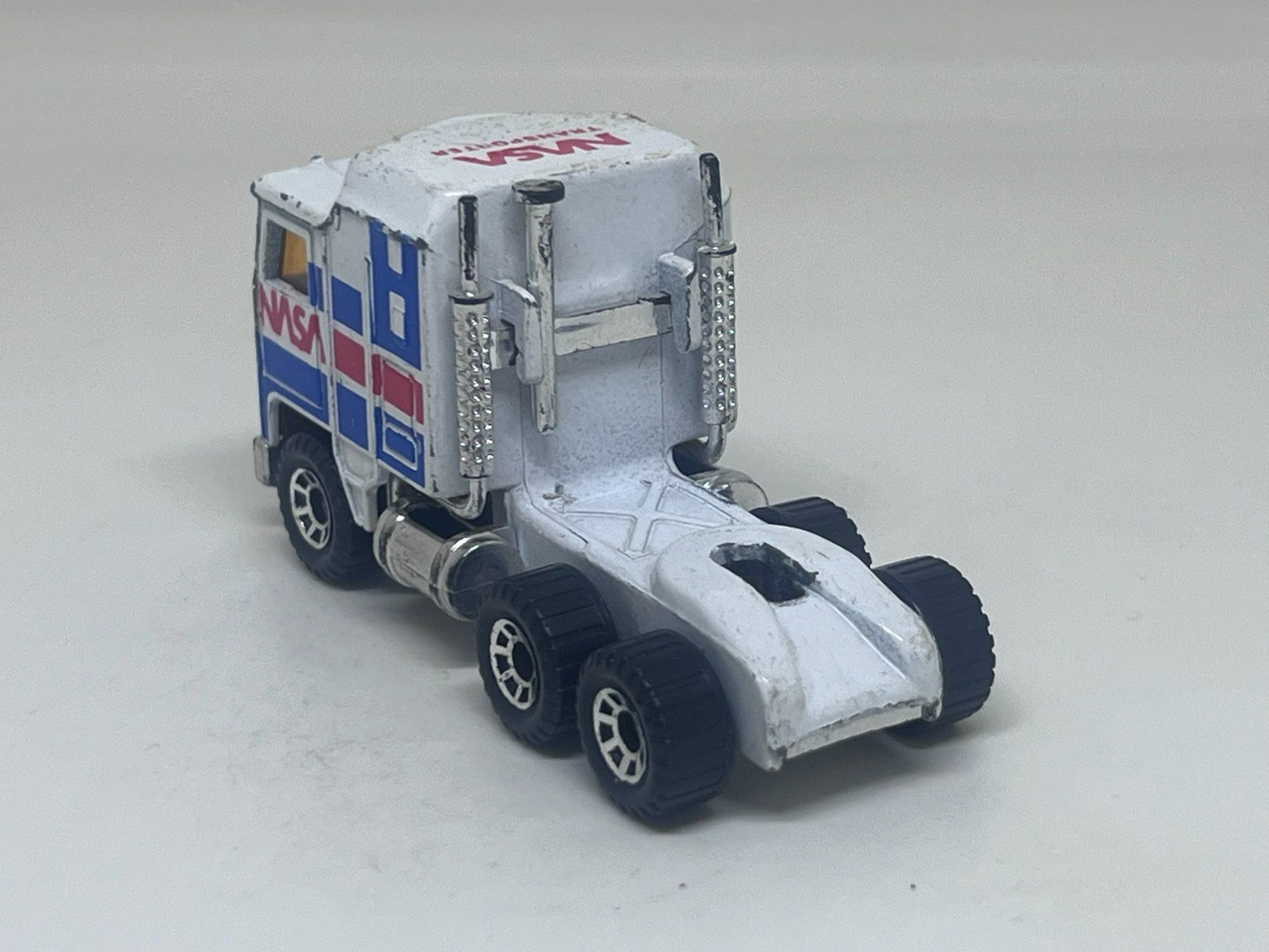 Matchbox Modellini d'auto: Matchbox Kenworth #363 – Usato da Wildegg venduto da LaaBoutique 2