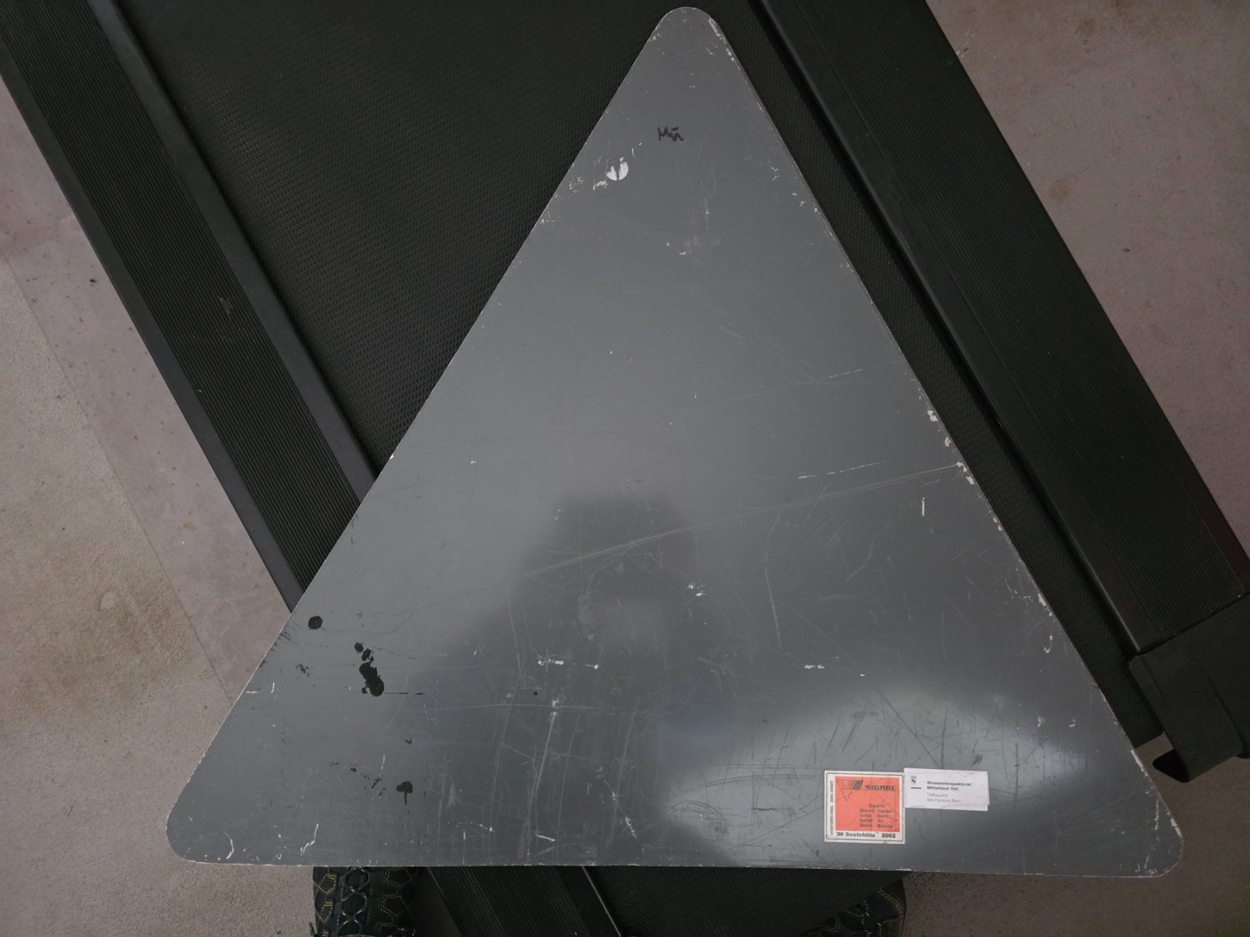 Insegne: Verkehrs Warn Signal Tafel 85 cm Schild Rollsplit – Usato da Walterswil BE venduto da Lonitti 3