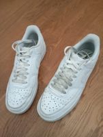 Turnschuhe NIKE weiss, Grösse 40.5, gebraucht