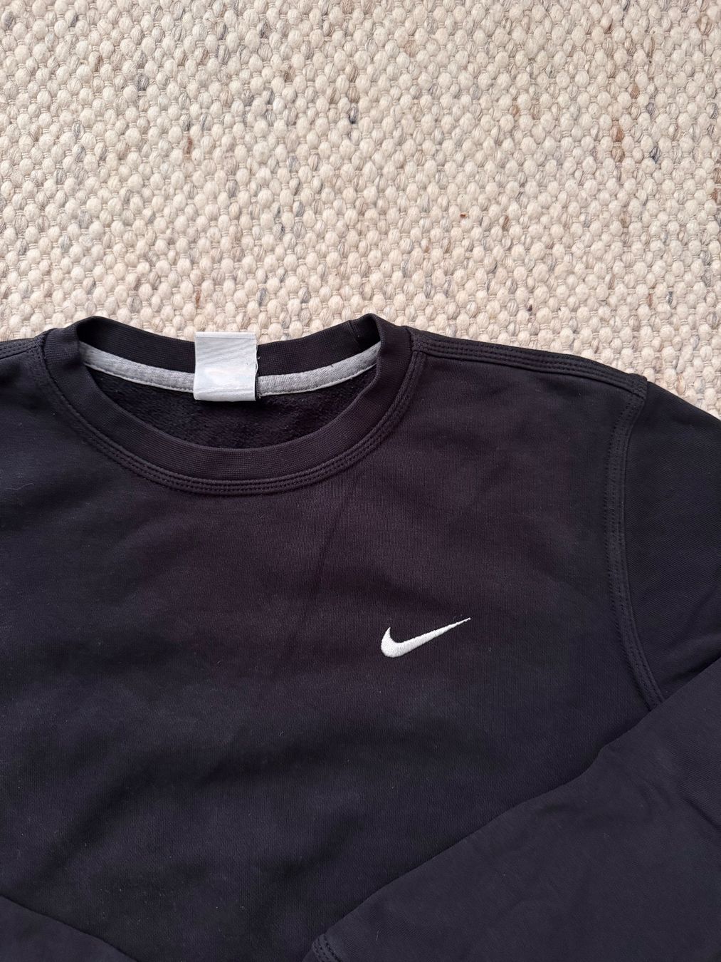 Nike Pullover & Sweatshirts: Nike sweatshirt – Gebraucht aus Solothurn von J_93 1