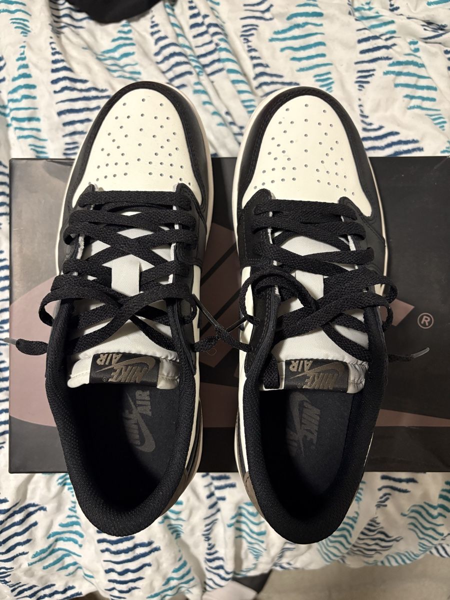 Jordan Scarpe da uomo: Air jordan 1 low dark mokka – Nuovo e nell'imballaggio originale da Basel venduto da ngo56