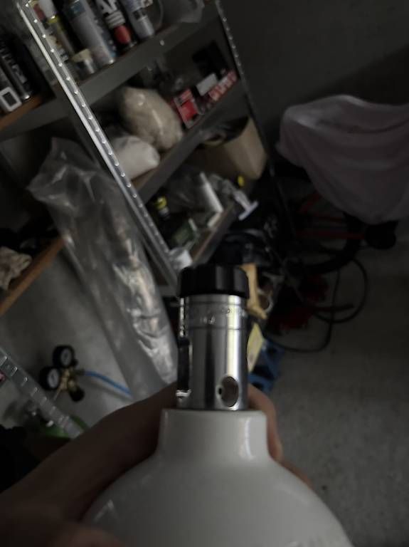 Gas-Geräte & -Technik: Lachgas Flasche Motorrad / Auto – Gebraucht aus Schaffhausen von hallovater 2
