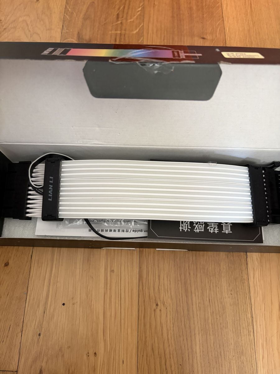 Lian Li Cavi: Lian Li Strimer Strimer Plus V2 24-Pin + 8 Pin + Controller – Usato da Basel venduto da ale_mn2l 3