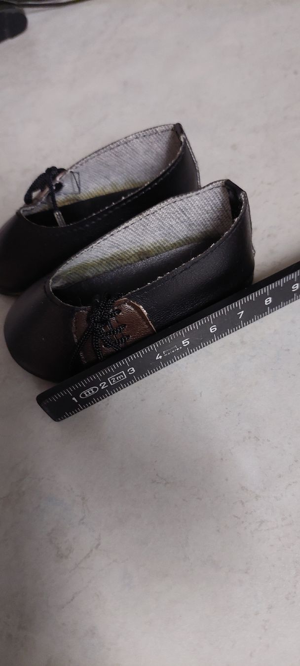 Sasha Morgenthaler Puppen: 5Paar Puppenschuhe  – Gebraucht aus Muri AG von nindo1 2
