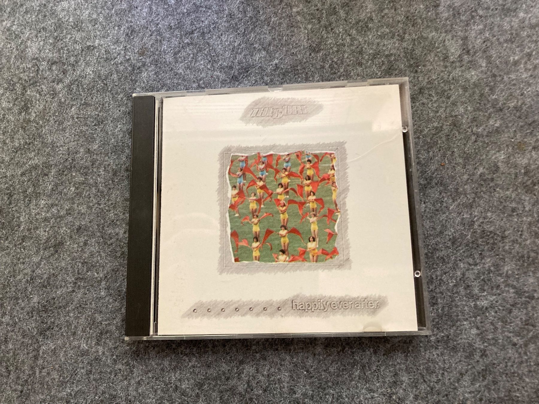 CD: The Cure - ...Happily Ever After  *** RARE *** – Usato da Fribourg venduto da Karushi