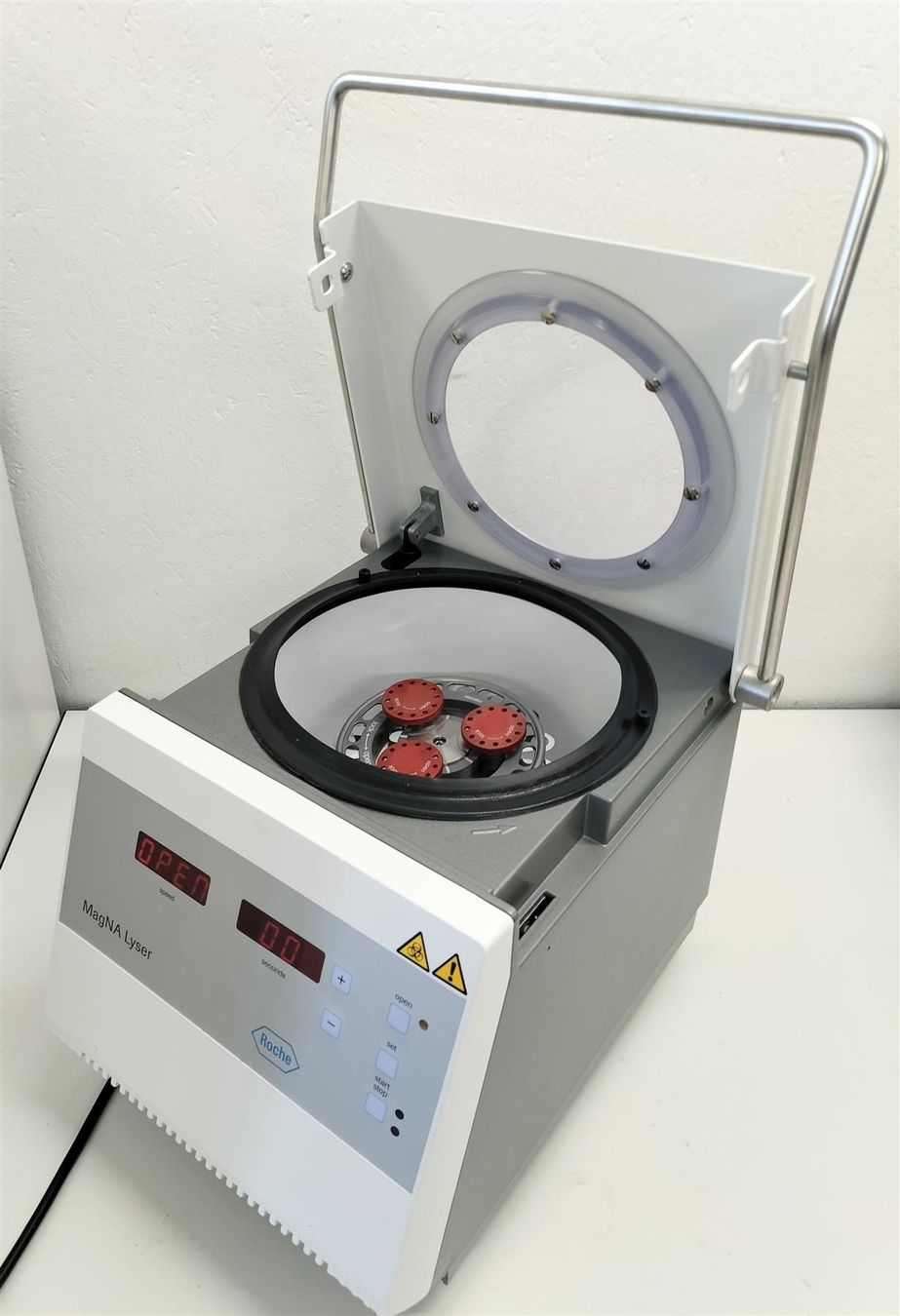 Laborzubehör: MagNA Lyser Sample prep- Homogeniser – Gebraucht aus Niederdorf von LeptonAG_Labor 1