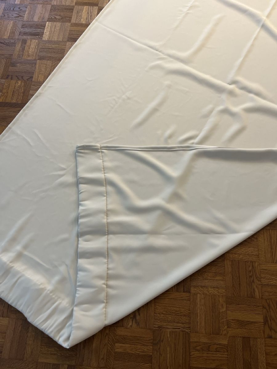Tende: Vorhang beige – Usato da Buochs venduto da M_Duchene 2