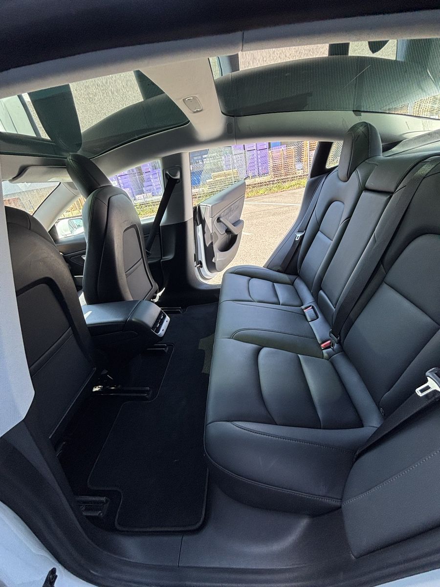 Tesla Autos: Tesla Model 3 Long Range AWD – Gebraucht aus murten von kam_9wqw 3