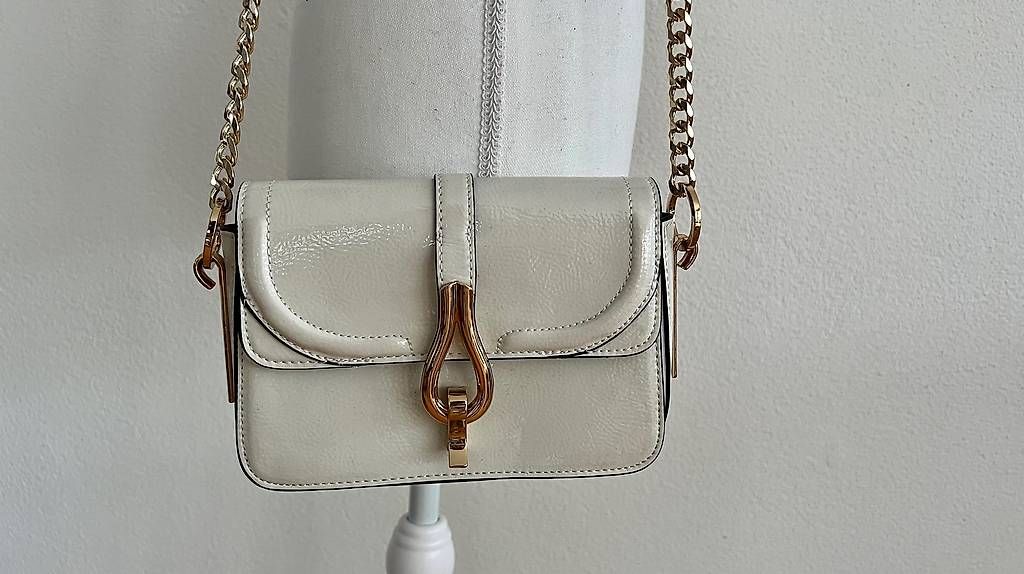 Borse da donna: Tasche weiss/gold – Usato da Volketswil venduto da oli_l2zq 1