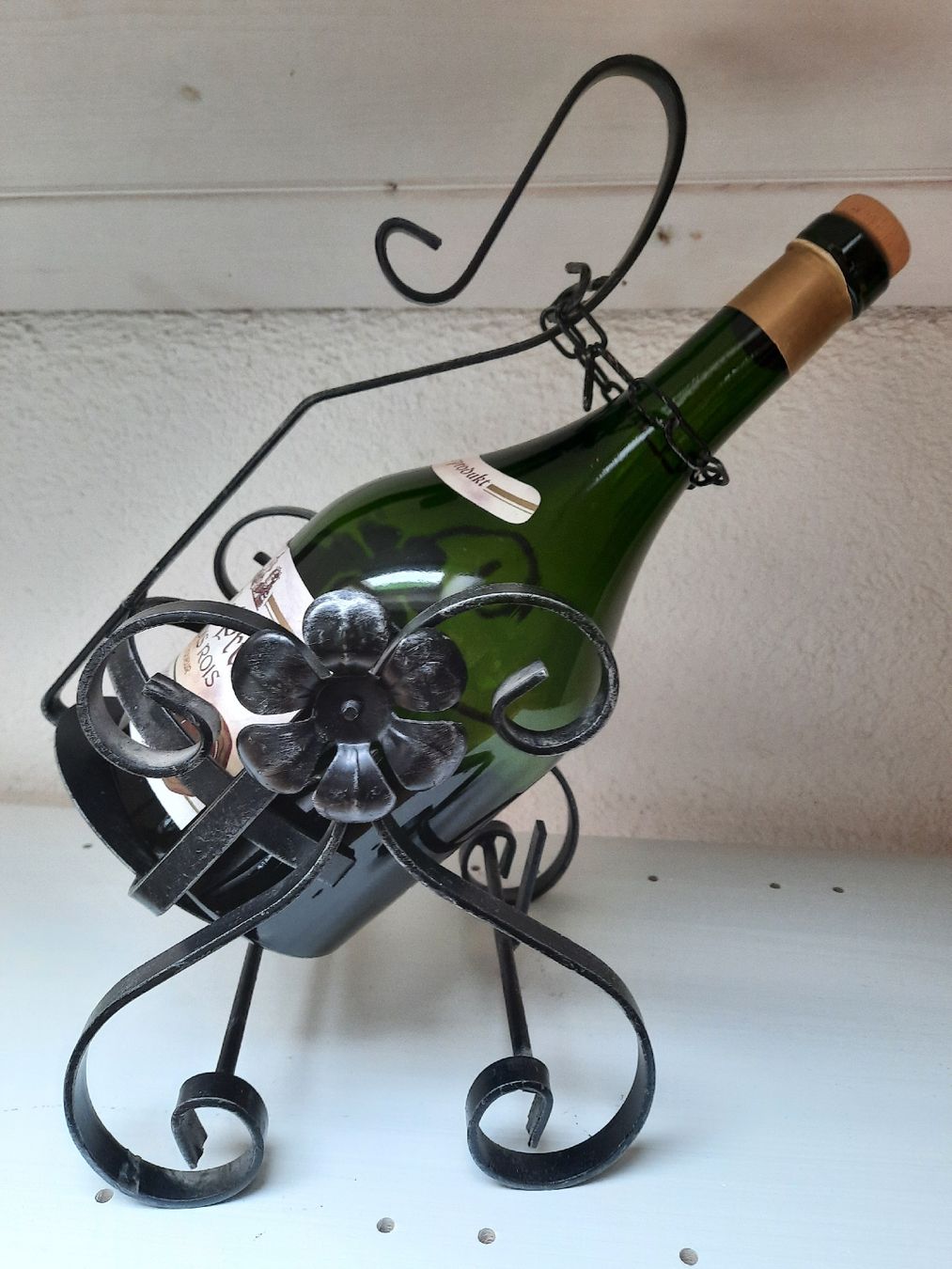 Portabottiglie: Vintage Schmiedeisengestell mit Schnapsflasche – Usato da Nottwil venduto da mar_jqm7