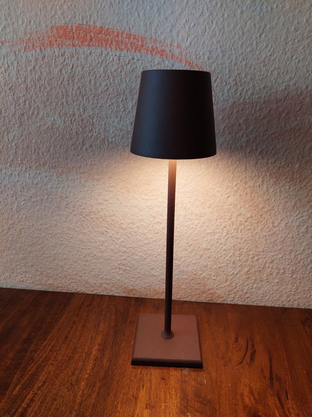 Lampen: LED Tischlampe aus Metall, stufenlos dimmbar – Neu (gemäss Beschreibung) aus Zürich von makimakimak 1