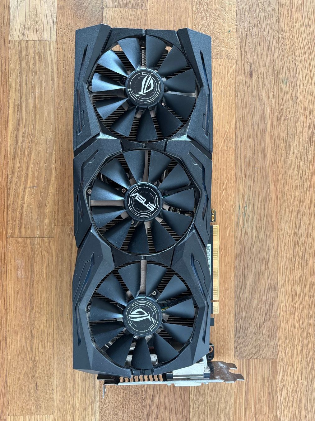Asus Schede grafiche: ASUS GeForce GTX 1080 – Usato da Kirchlindach venduto da wam23