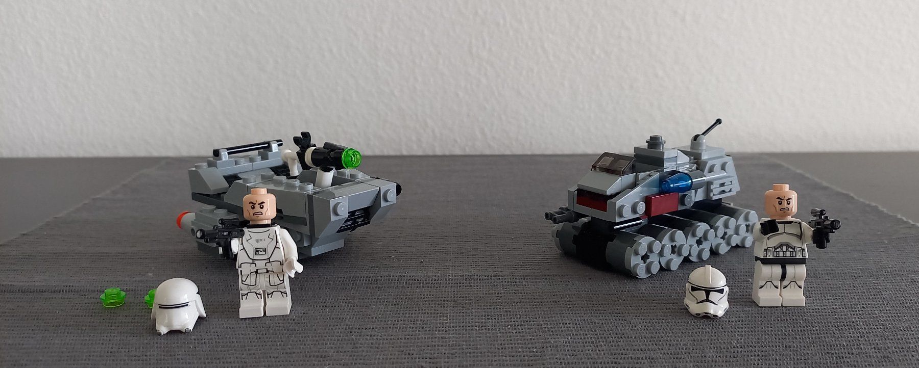 Lego Giocattoli: Lego Star Wars 75126 und 75028 – Usato da Emmenbrücke venduto da poros221 2